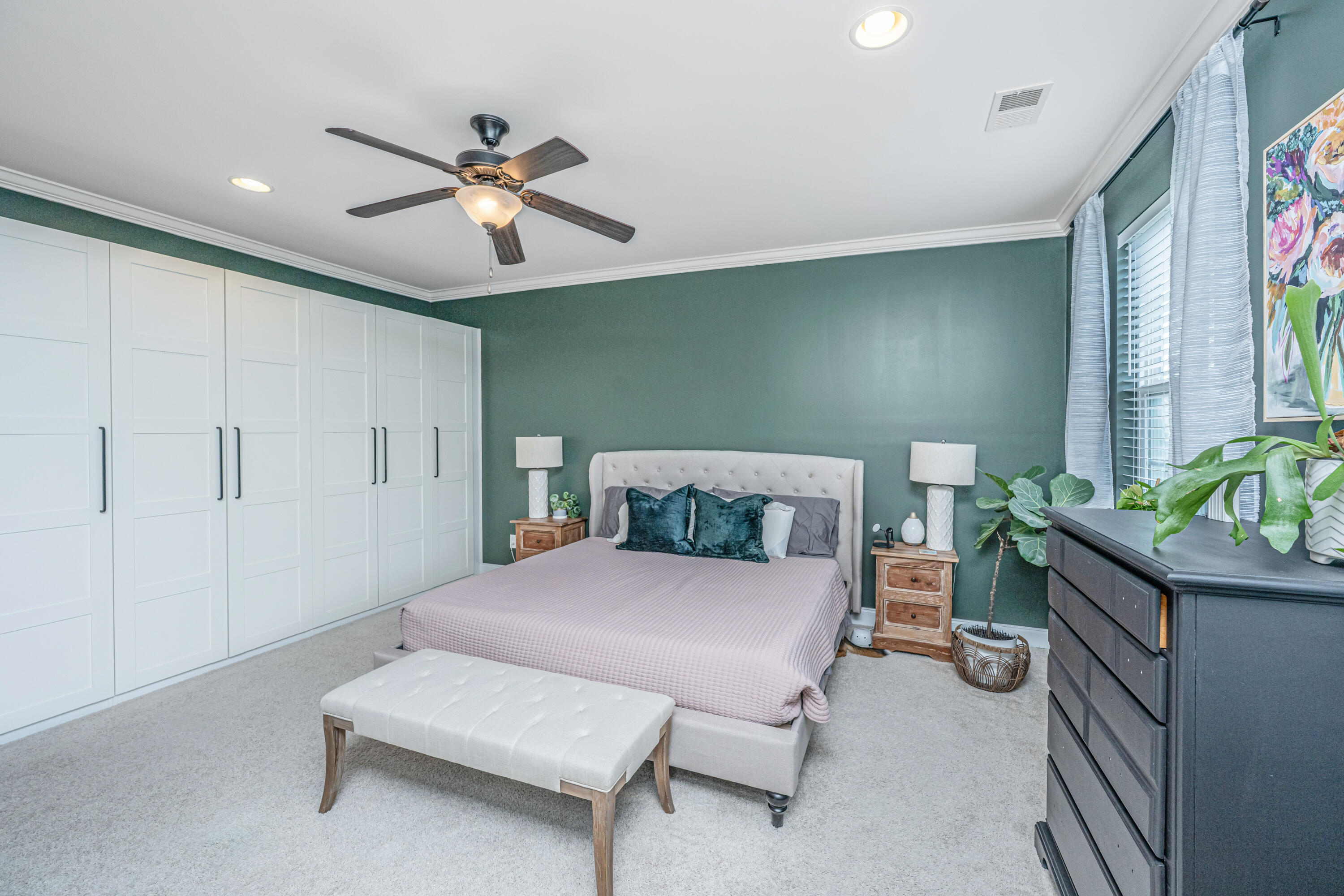 246 Slipper Shell Court Mount Pleasant, SC 29464 - Photo 19 of 41 Primary Bedroom