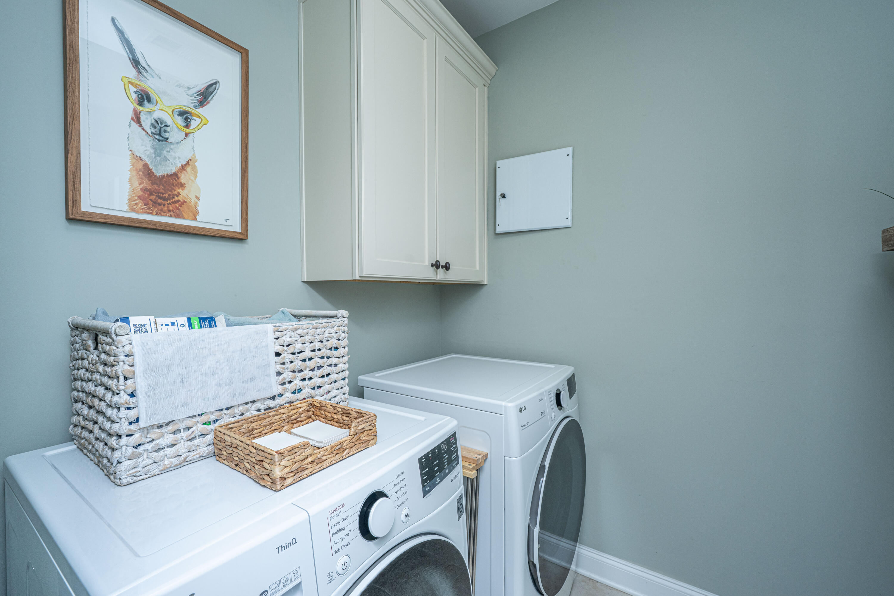 246 Slipper Shell Court Mount Pleasant, SC 29464 - Photo 23 of 41 Laundry Room