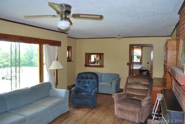 1932 Randolph Road Marion, NC 28752 - Photo 12 of 34