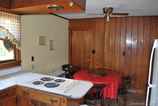 1932 Randolph Road Marion, NC 28752 - Photo 16 of 34