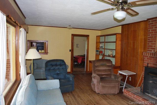 1932 Randolph Road Marion, NC 28752 - Photo 10 of 34