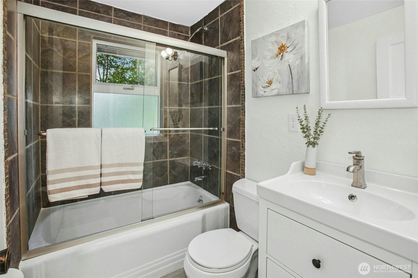 10515 Northeast 189th Street Bothell, WA 98011 - Photo 19 of 40 Gallery Image 19