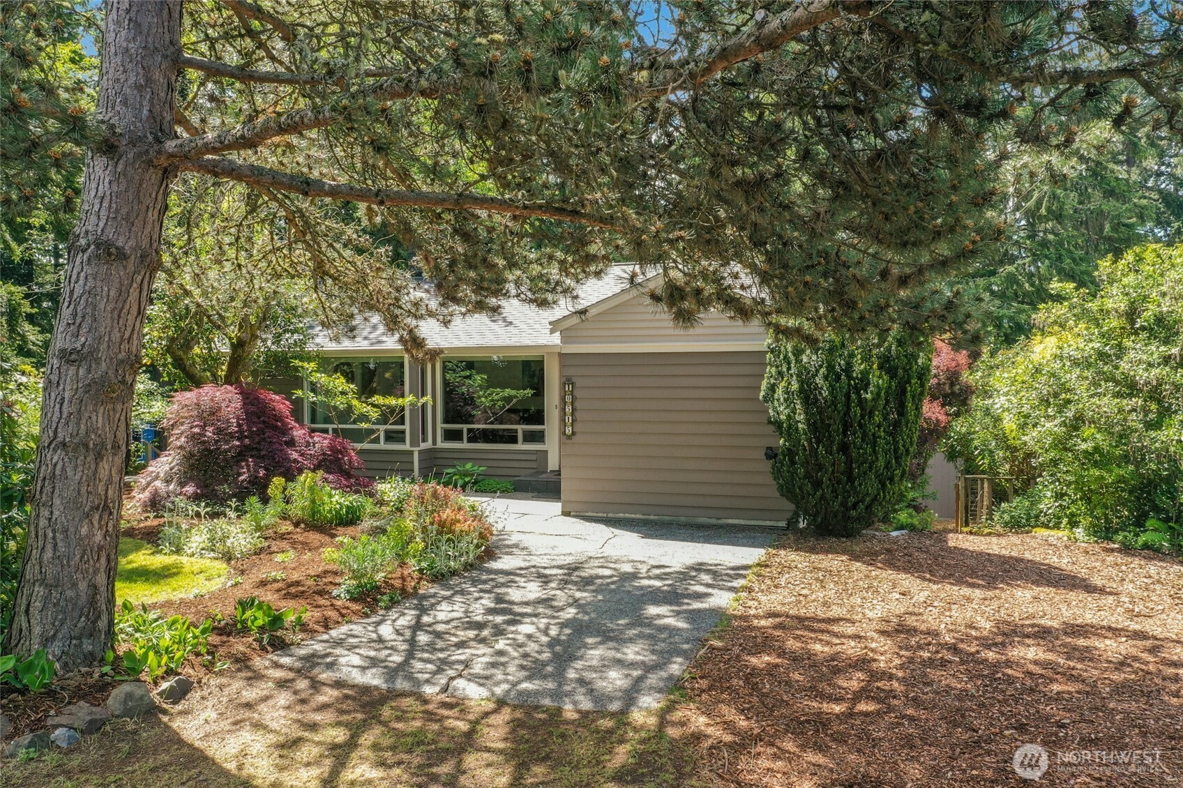 10515 Northeast 189th Street Bothell, WA 98011 - Photo 2 of 40 Gallery Image 2