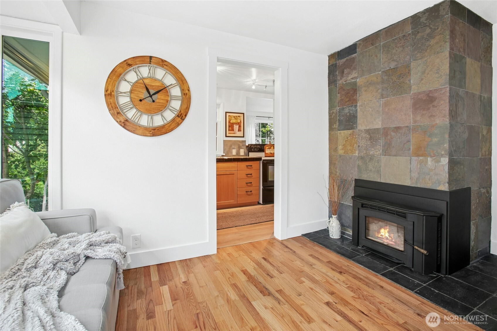10515 Northeast 189th Street Bothell, WA 98011 - Photo 7 of 40 Gallery Image 7