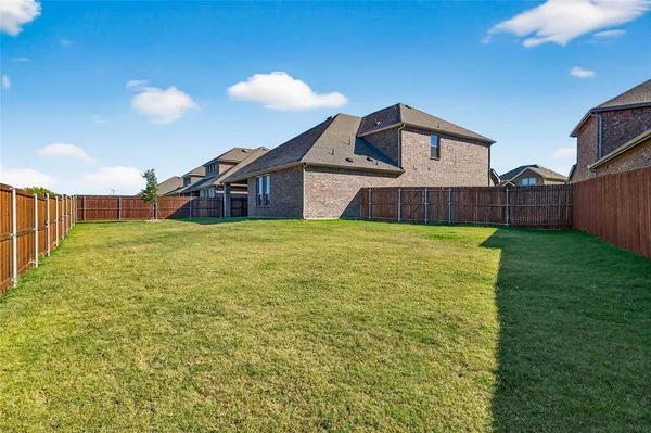 $3,500 | 8129 Trudy Lane, Fort Worth, TX 76120