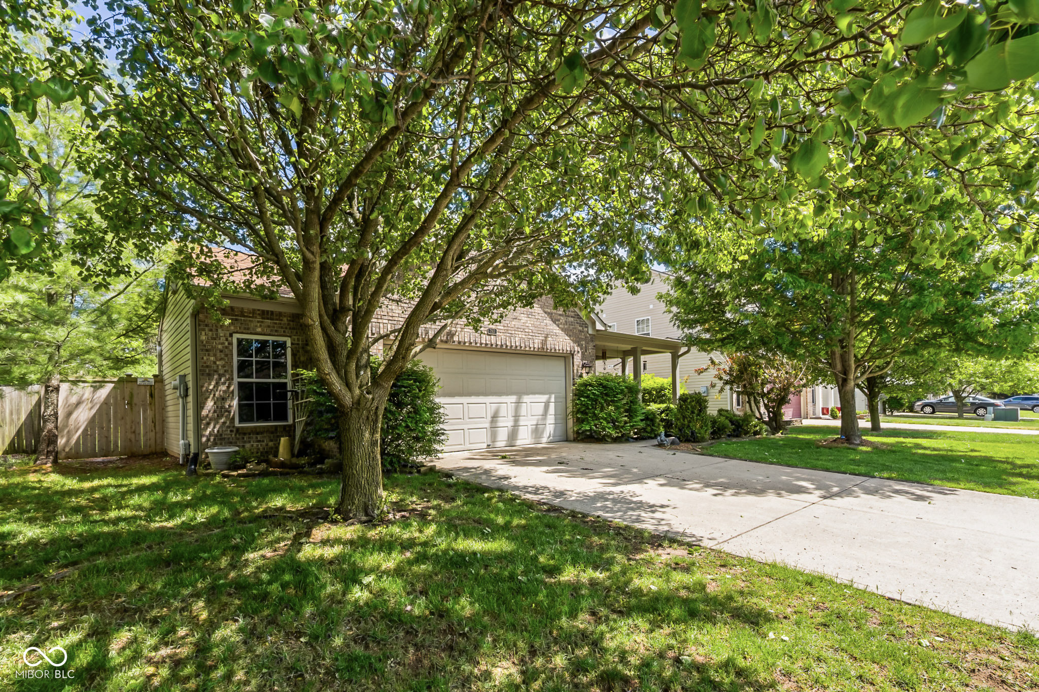 7917 Hosta Drive Camby, IN 46113 - Photo 3 of 34