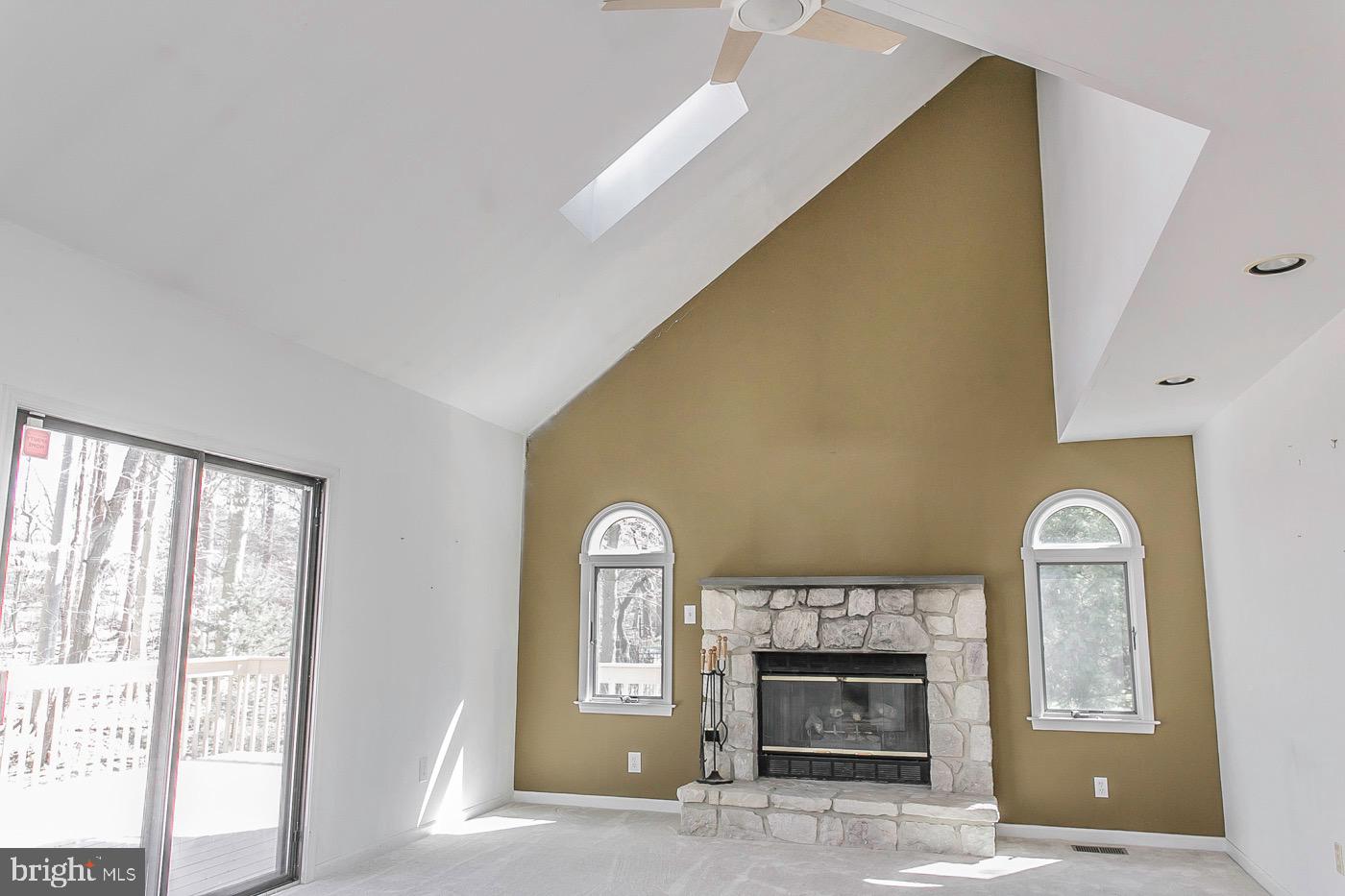 51 Carter Road Thornton, PA 19373 - Photo 14 of 47 Family Room