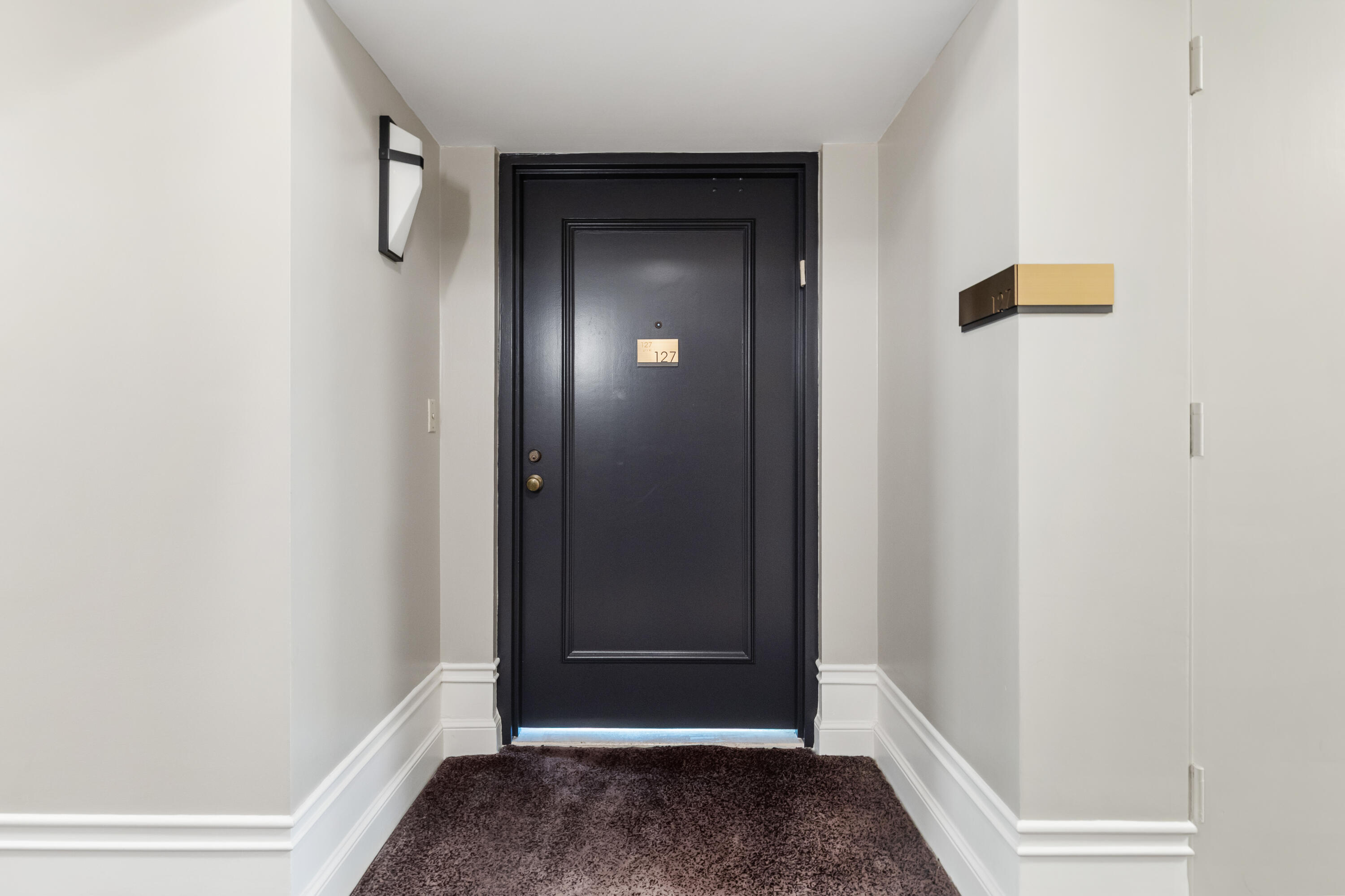 120 Southeast 5th Avenue, Unit 127 Boca Raton, FL 33432 - Photo 6 of 35 1I6A8663