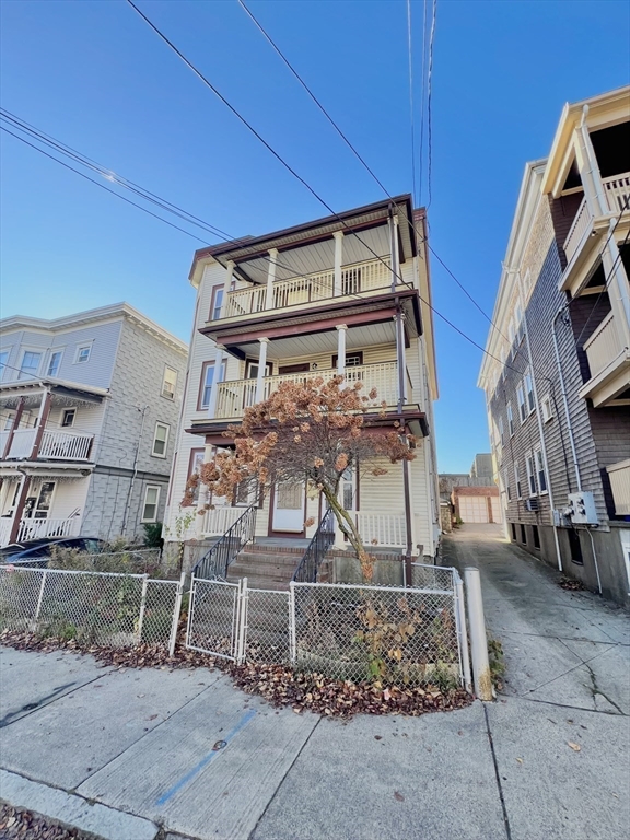 22 Heath Street, Unit 2 Somerville, MA 02145 - Photo 12 of 13