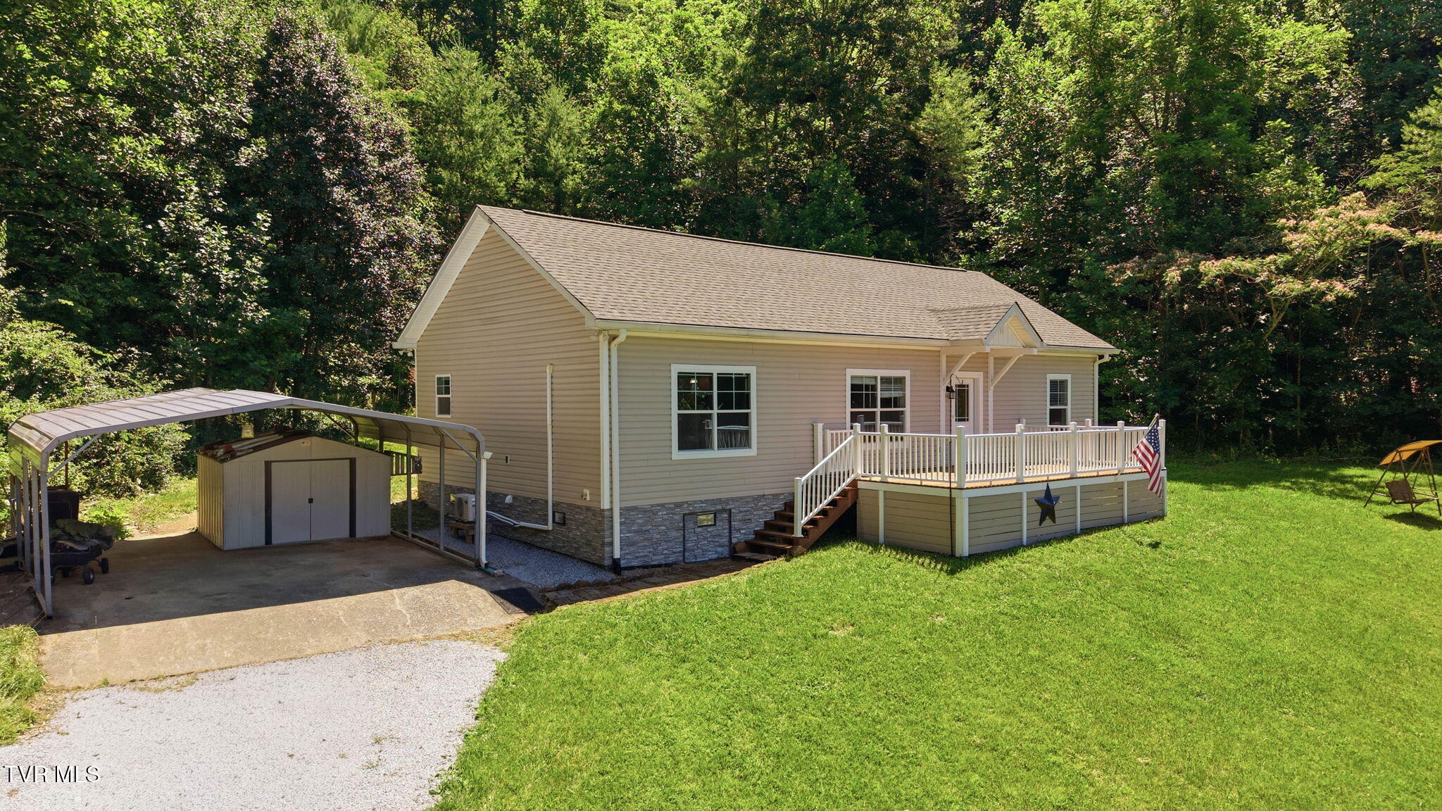 513 Raven Cliff Road Erwin, TN 37650 - Photo 4 of 42 23-web-or-mls-513 Raven Cliff Rd-3