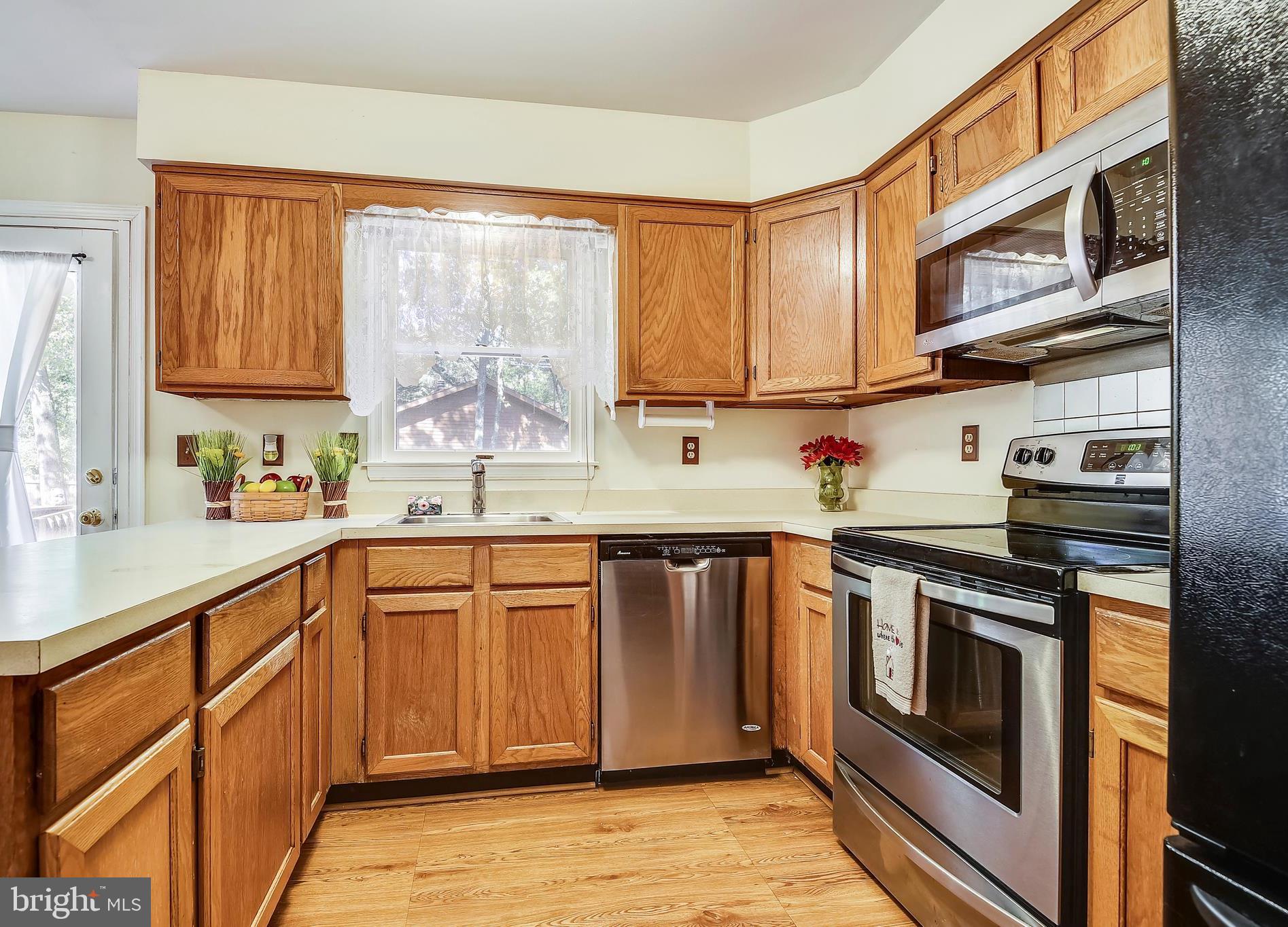 7794 Poplar Grove Road Severn, MD 21144 - Photo 3 of 30