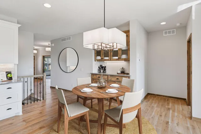 $599,980 | 109 Vista Way, Waconia, MN 55387