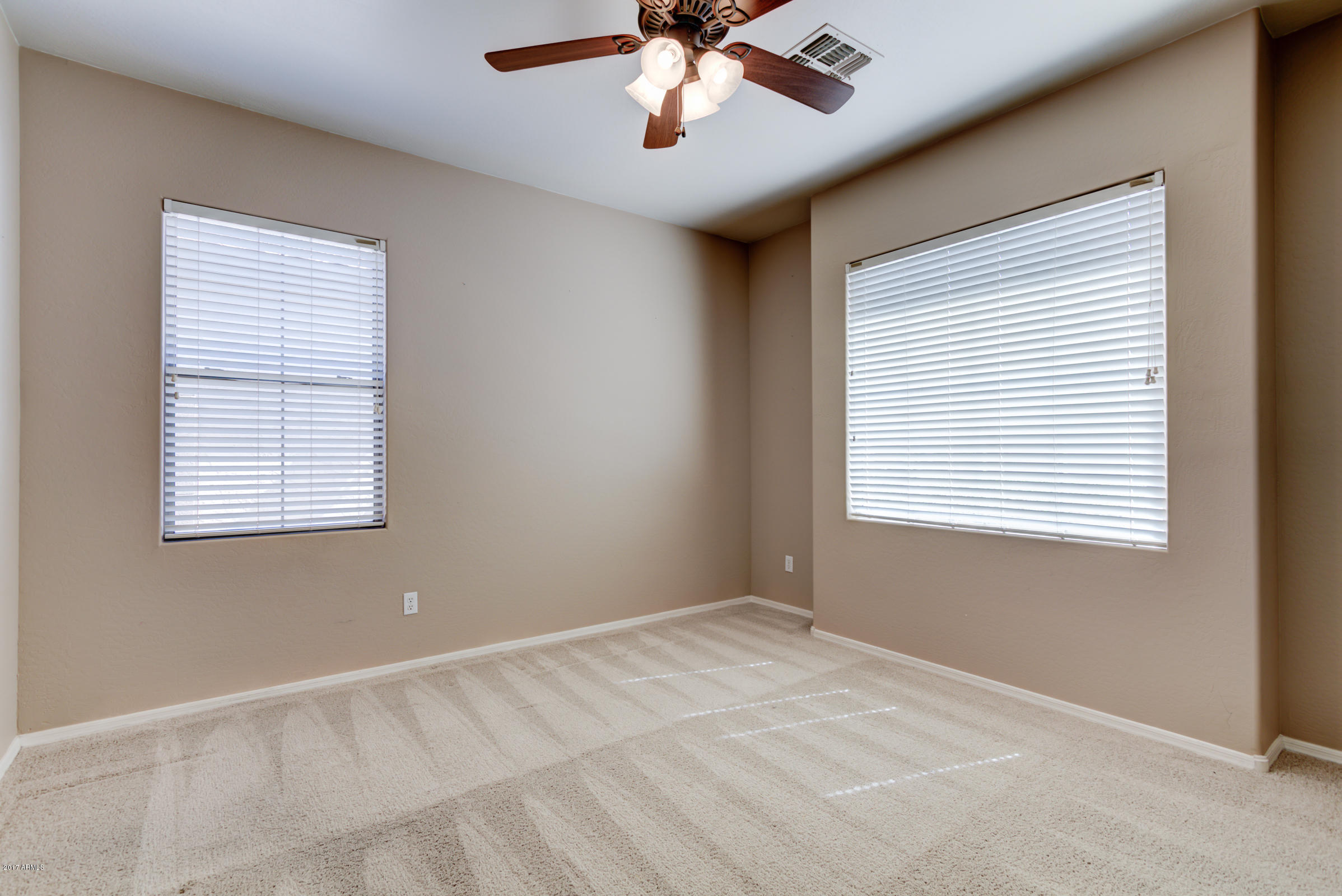 45450 Portabello Rd-8