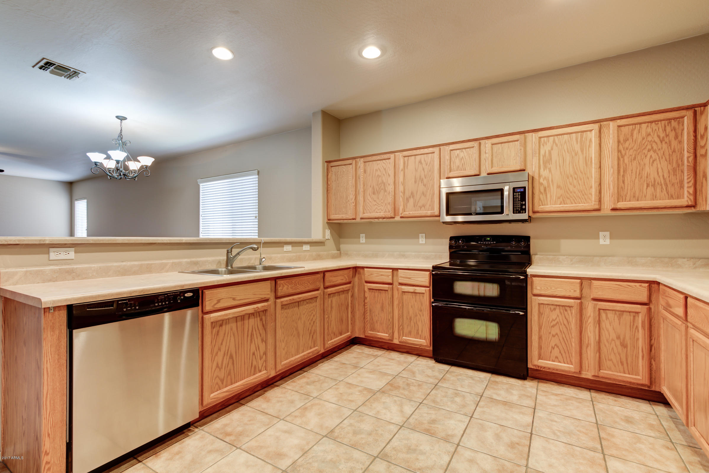 45450 Portabello Road Maricopa, AZ 85139 - Photo 10 of 47 45450 Portabello Rd-13