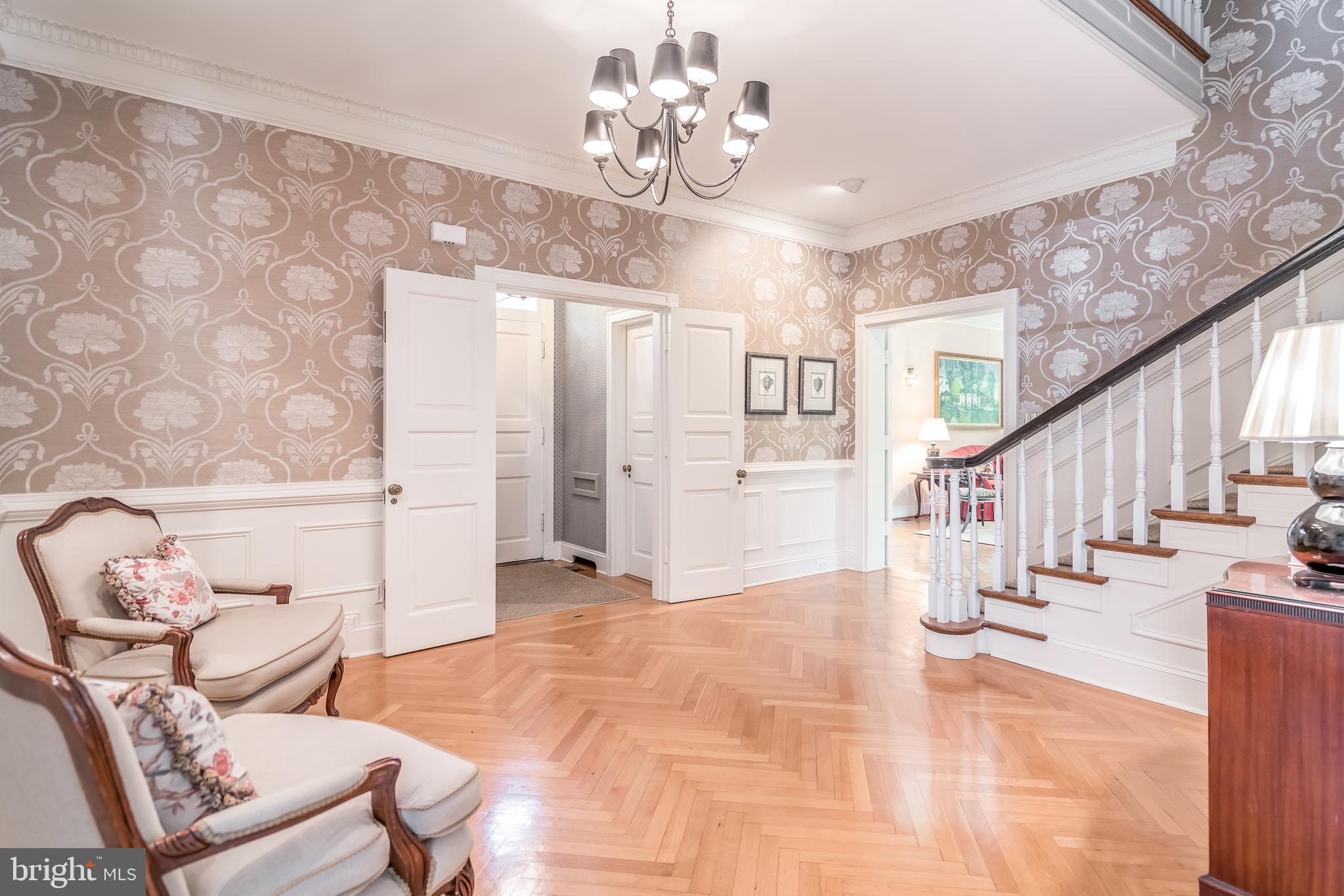 9325 Belle Terre Way Potomac, MD 20854 - Photo 6 of 95