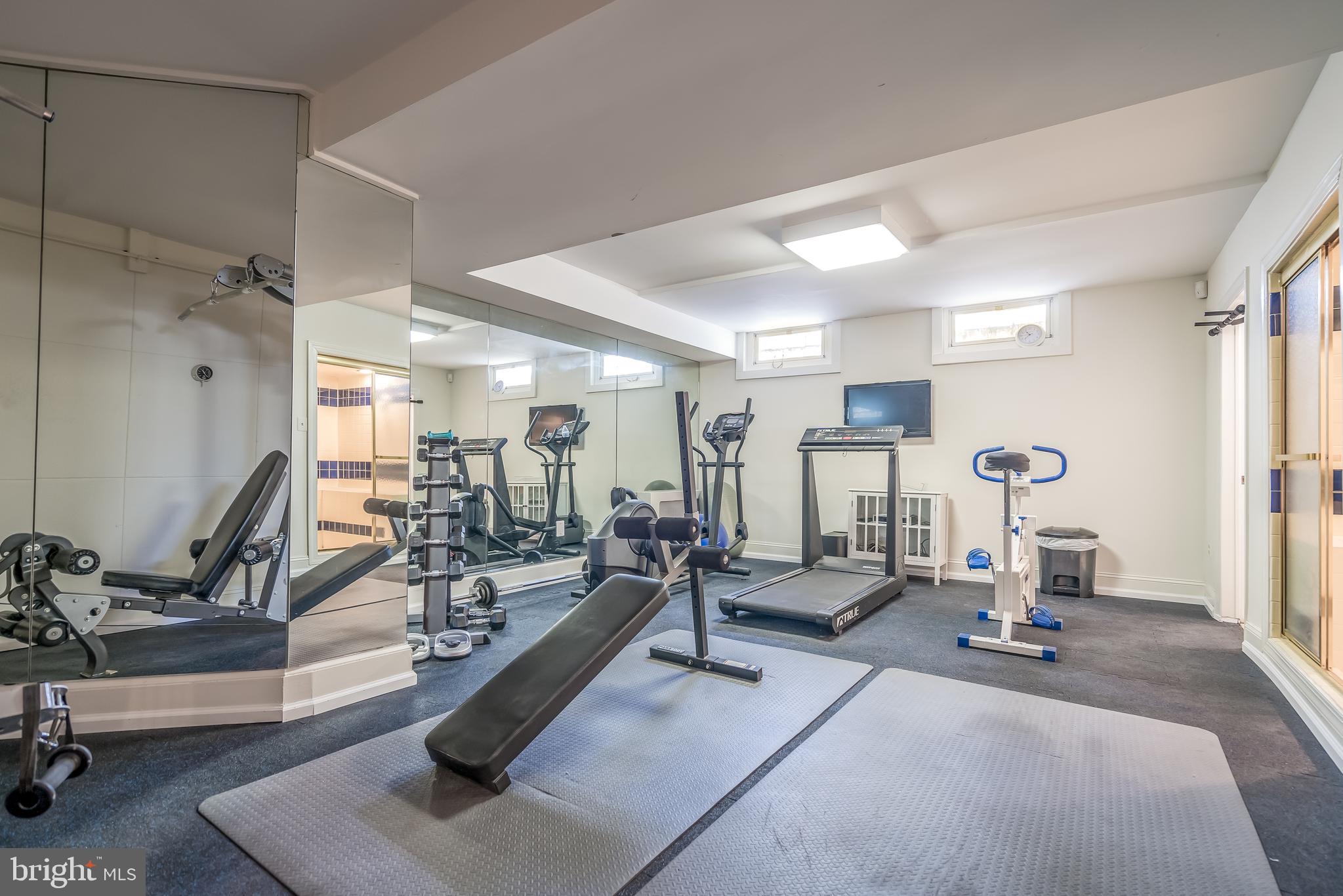 9325 Belle Terre Way Potomac, MD 20854 - Photo 66 of 95