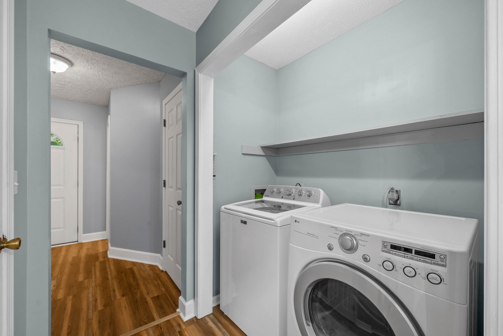 105 Good Hope Cemetery Road Oak Grove, KY 42262 - Photo 14 of 33 a utility room with dryer and washer