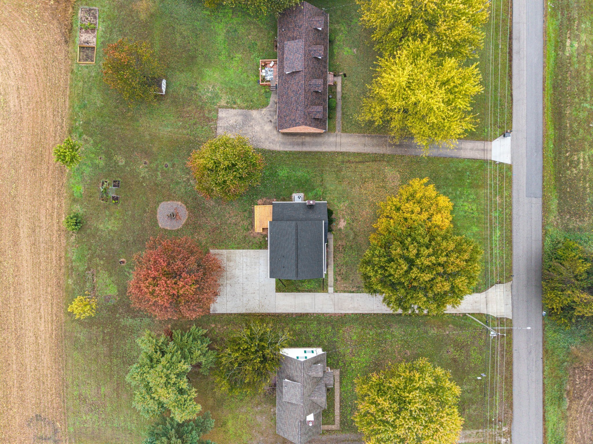 105 Good Hope Cemetery Road Oak Grove, KY 42262 - Photo 33 of 33 an aerial view of a residential houses with outdoor space