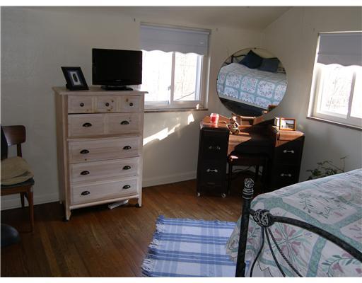 231 Gilkeson Road Mt. Lebanon, PA 15228 - Photo 6 of 18 Bedroom.