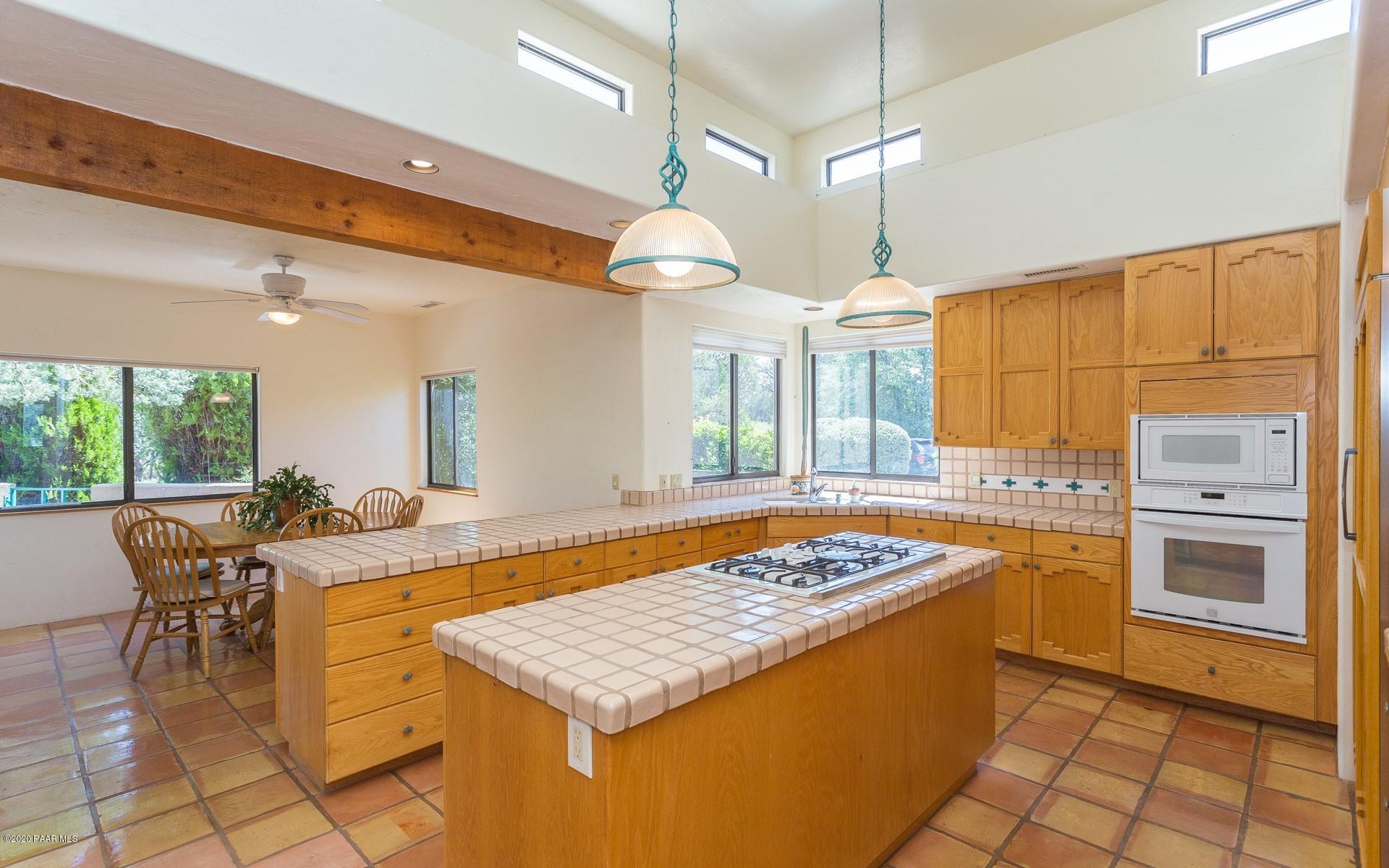 2355 West Bard Ranch Road Prescott, AZ 86305 - Photo 11 of 34 010_Kitchen