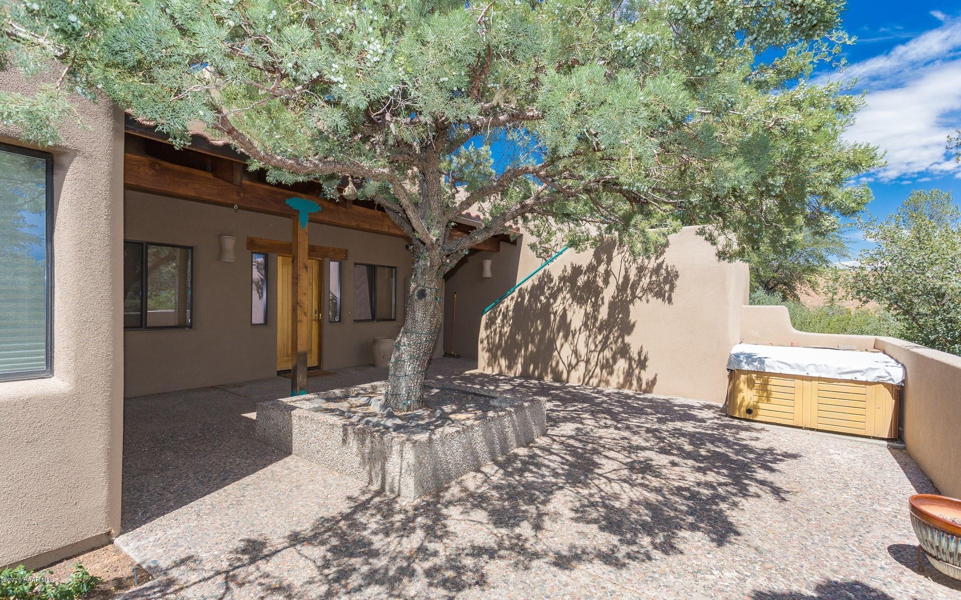 2355 West Bard Ranch Road Prescott, AZ 86305 - Photo 4 of 34 003_Courtyard