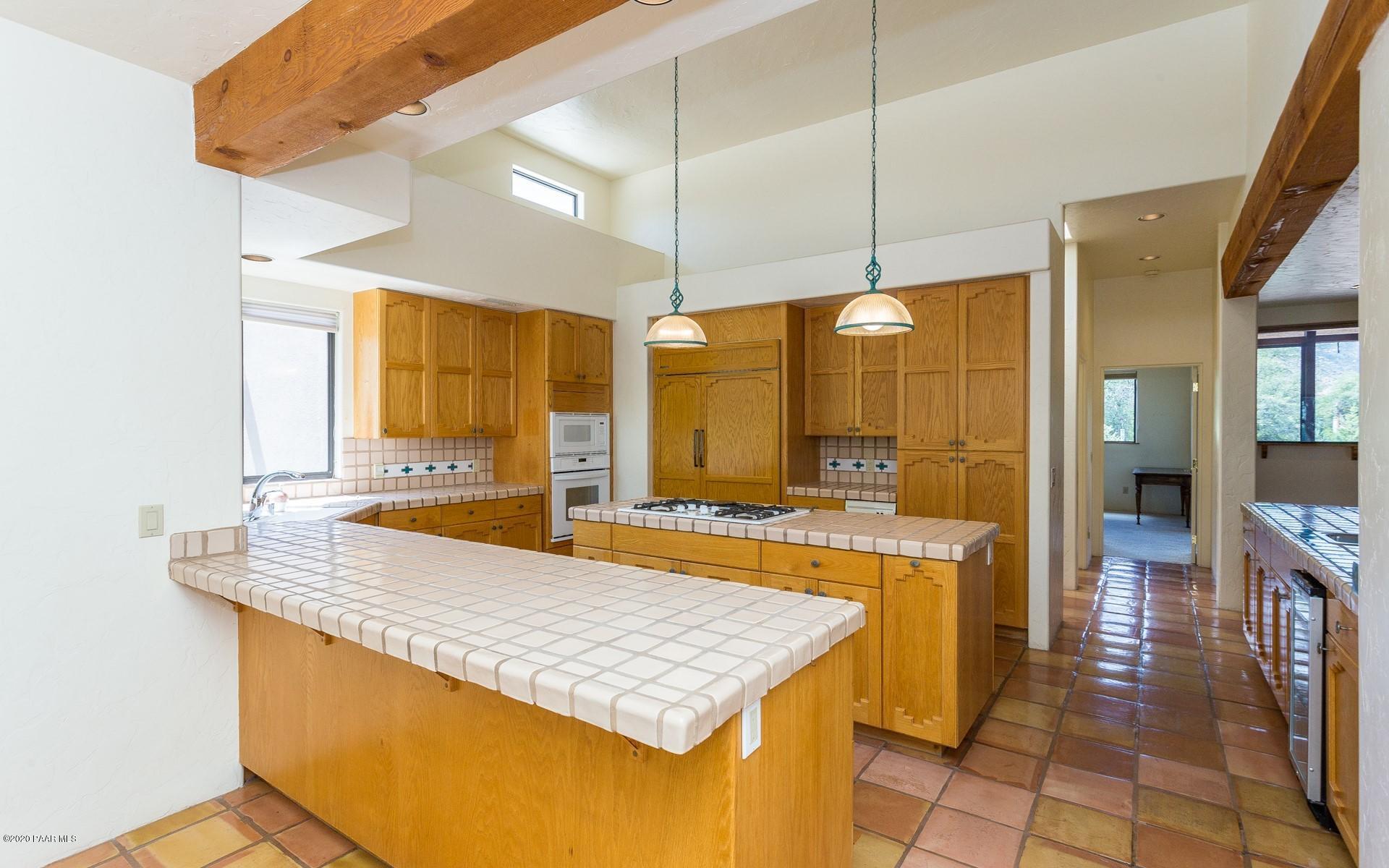 2355 West Bard Ranch Road Prescott, AZ 86305 - Photo 10 of 34 009_Kitchen