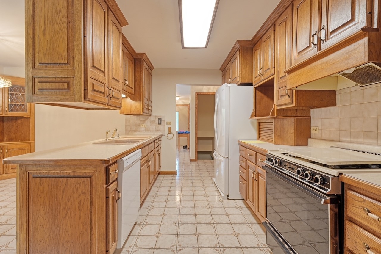 19936 Bauer Road Wilmington, IL 60481 - Photo 13 of 25 Gallery Image 13