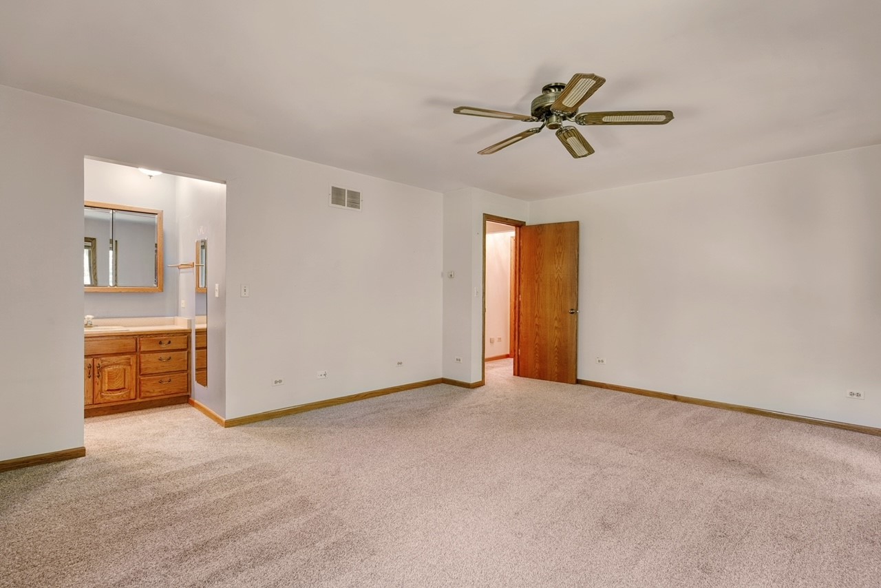 19936 Bauer Road Wilmington, IL 60481 - Photo 17 of 25 Gallery Image 17