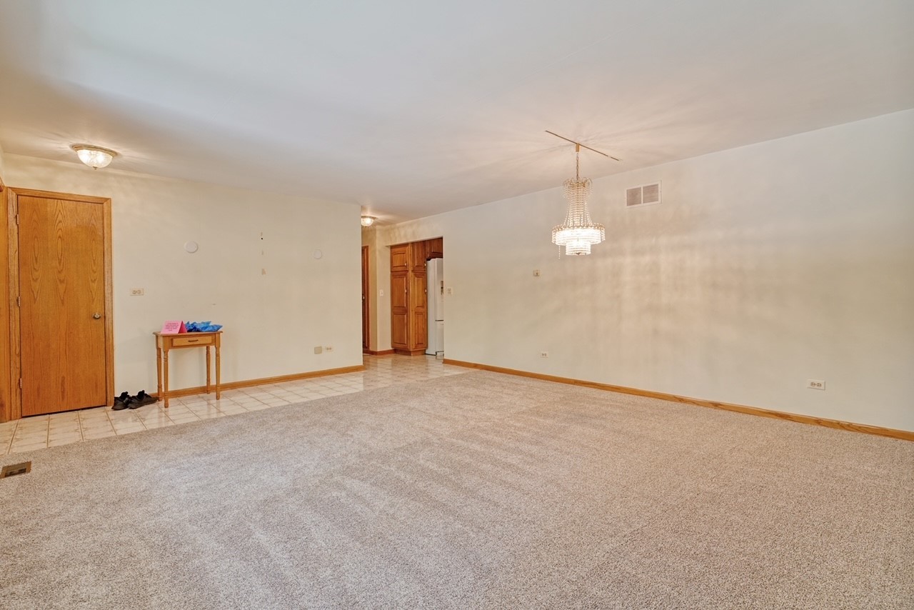 19936 Bauer Road Wilmington, IL 60481 - Photo 9 of 25 Gallery Image 9