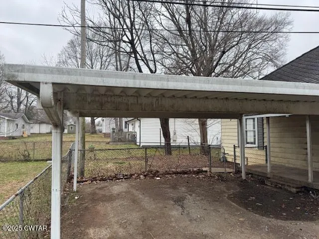 a view of a pathway of a house