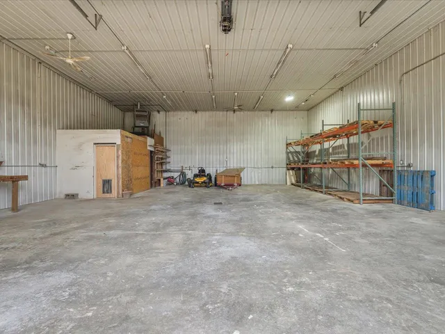 $550,000 | 9104 East Weber Road, Ridott, IL 61067