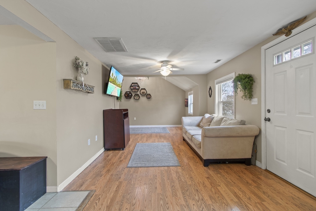 10 3rd Avenue Wareham, MA 02571 - Photo 10 of 32