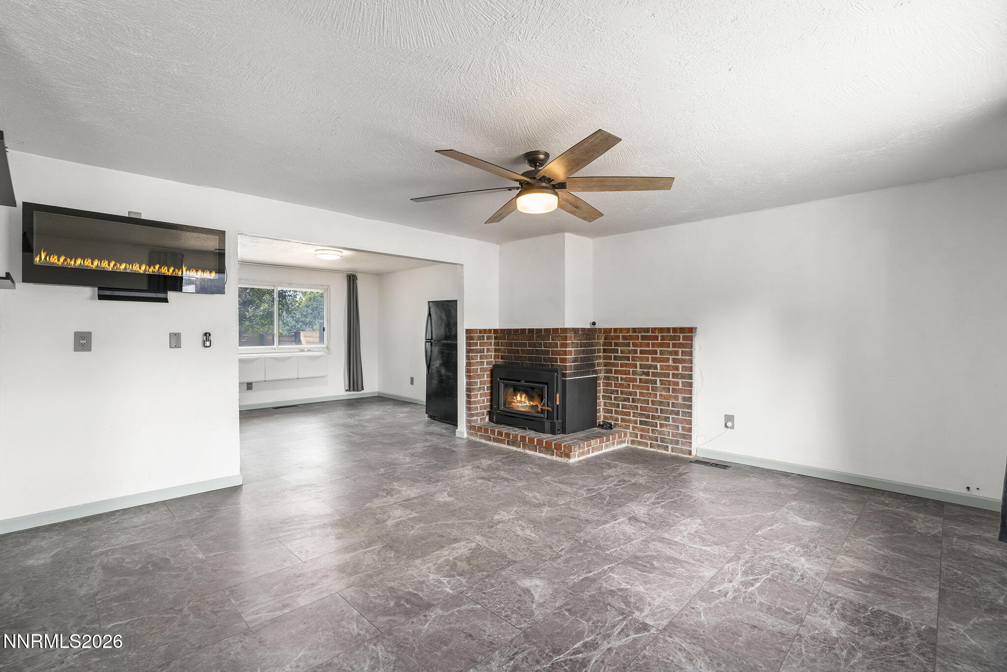 1125 East Huffaker Lane Reno, NV 89511 - Photo 9 of 47 8-web-or-mls-_DSC6531