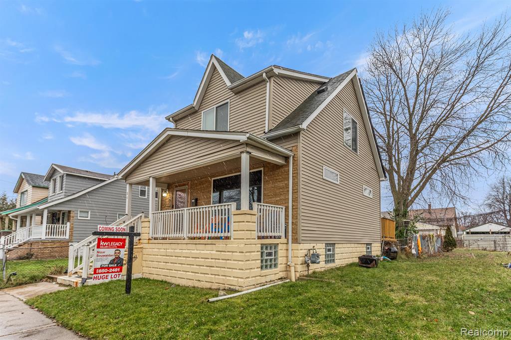 84 Hill Street River Rouge, MI 48218 - Photo 3 of 23 Gallery Image 3