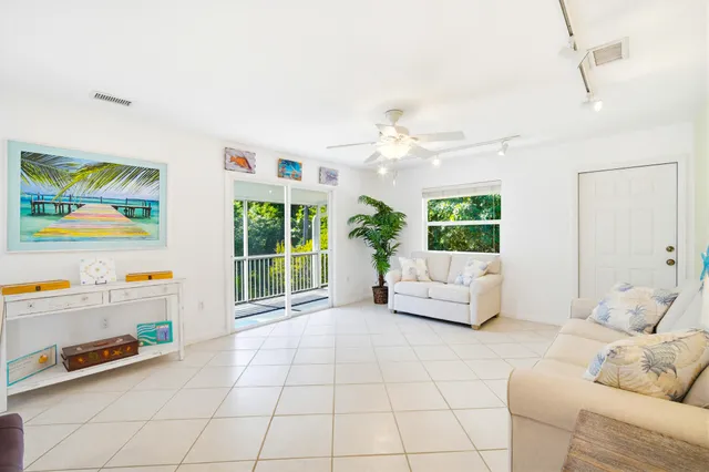 $625,000 | 29112 Poinsetta Lane, Big Pine Key, FL 33043