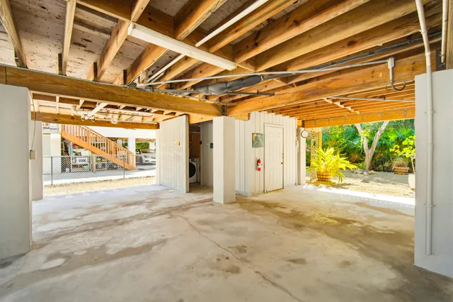 $625,000 | 29112 Poinsetta Lane, Big Pine Key, FL 33043