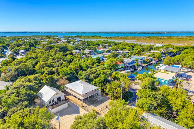 $625,000 | 29112 Poinsetta Lane, Big Pine Key, FL 33043
