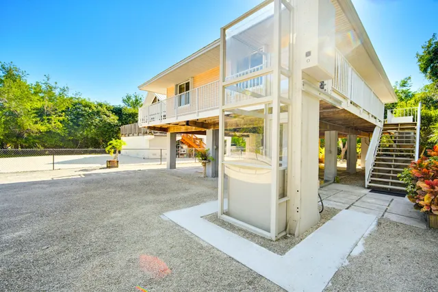 $625,000 | 29112 Poinsetta Lane, Big Pine Key, FL 33043