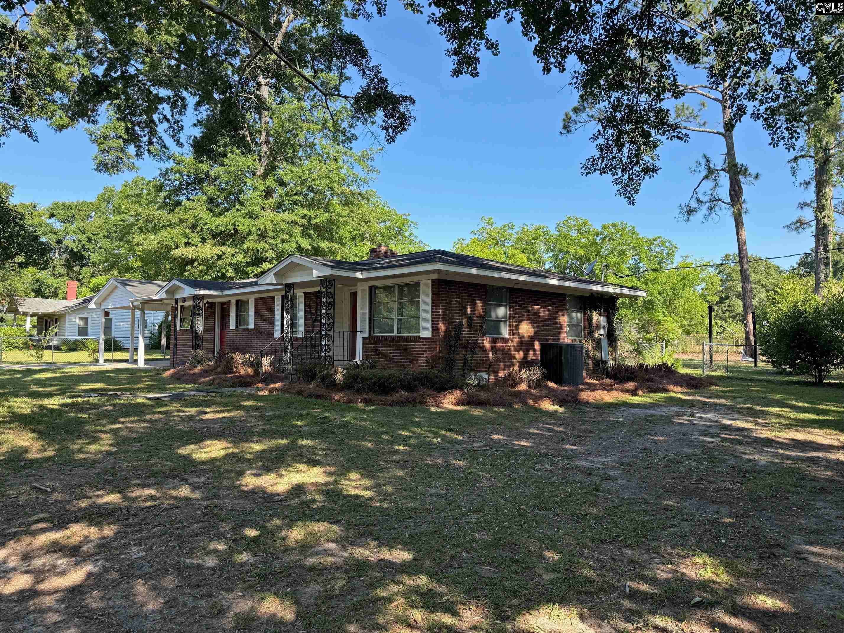 357 Highland Avenue Batesburg, SC 29006 - Photo 6 of 36