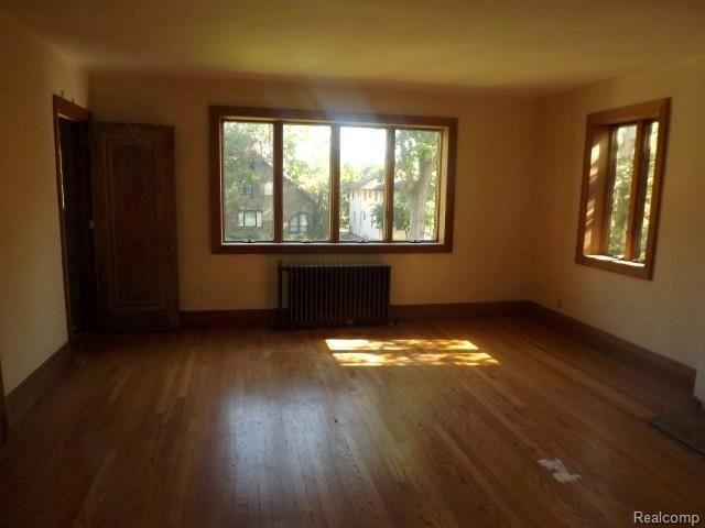 771 Bedford Road Grosse Pointe, MI 48230 - Photo 2 of 11 DSCF8032 (Small) - Copy.JPG