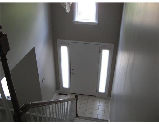 164 Shadow Ridge Drive Pittsburgh, PA 15238 - Photo 14 of 18 Entry/Foyer. VIEW OF FOYER FROM 2ND FLOOR WITH UPPER WINDOW