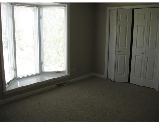164 Shadow Ridge Drive Pittsburgh, PA 15238 - Photo 10 of 18 Bedroom. SECOND BEDROOM WITH WINDOW SEAT