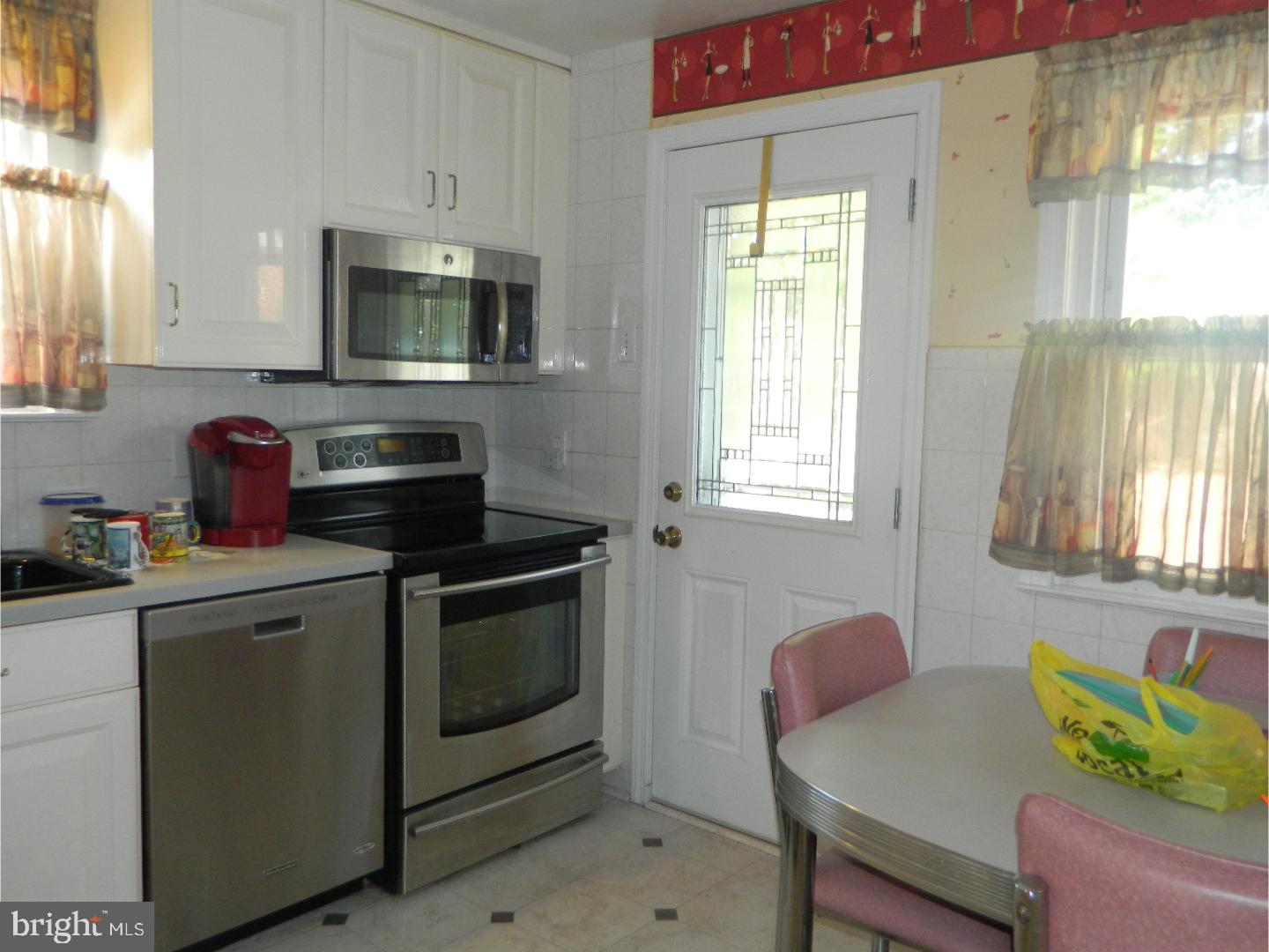 364 Garden Road Springfield, PA 19064 - Photo 8 of 23