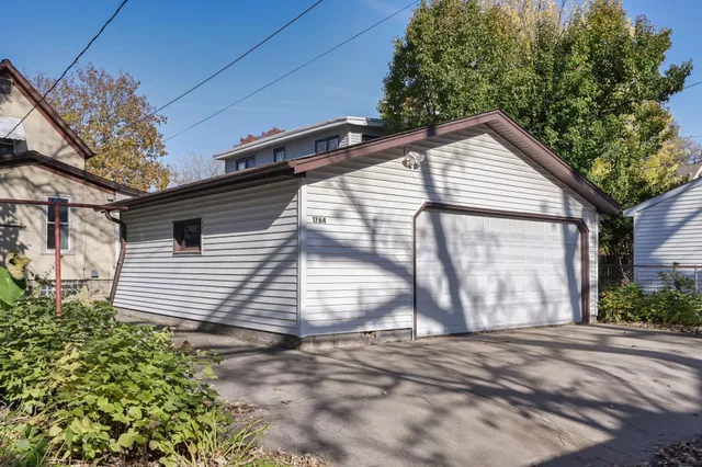 $260,000 | 1764 West Minnehaha Avenue, St. Paul, MN 55104