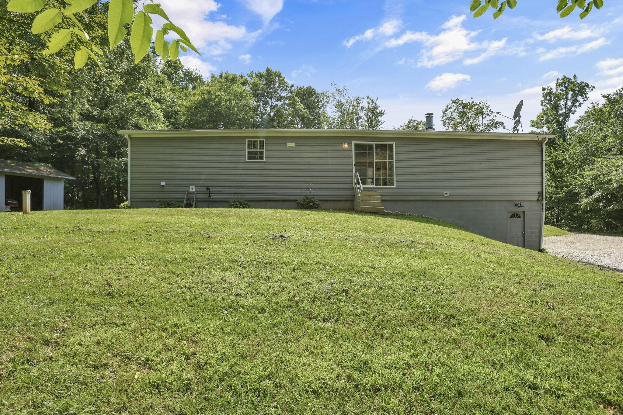 19600 Hampshire Road Utica, OH 43080 - Photo 50 of 70 53-web-or-mls-7W3A7311