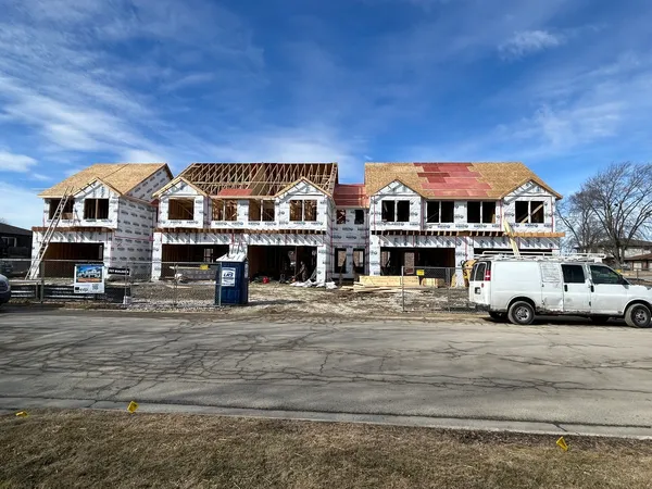 $450,000 | 2005 Princess Court, Lockport, IL 60441