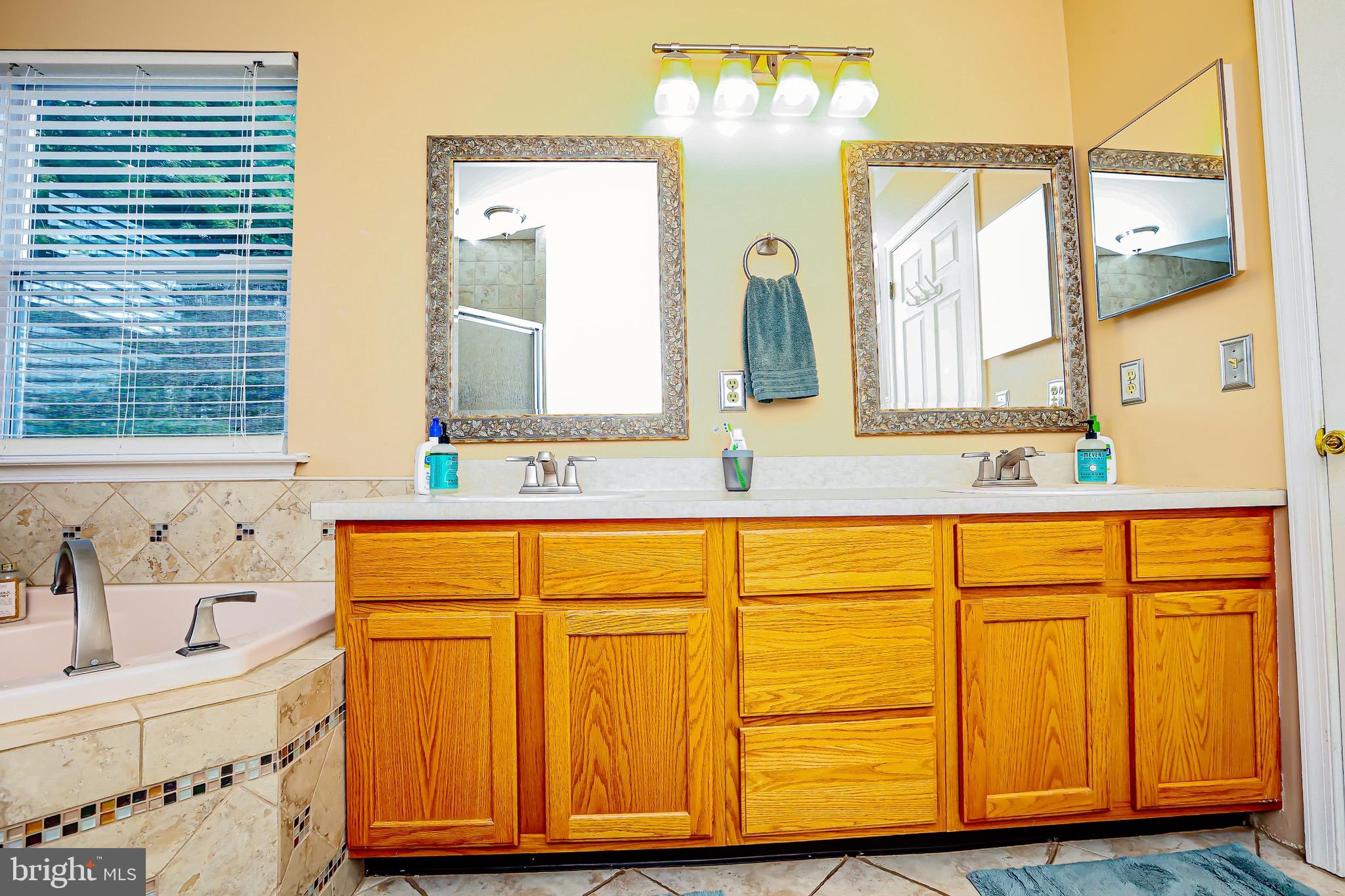 52 Fern Road Southampton, PA 18966 - Photo 31 of 57 Gallery Image 31