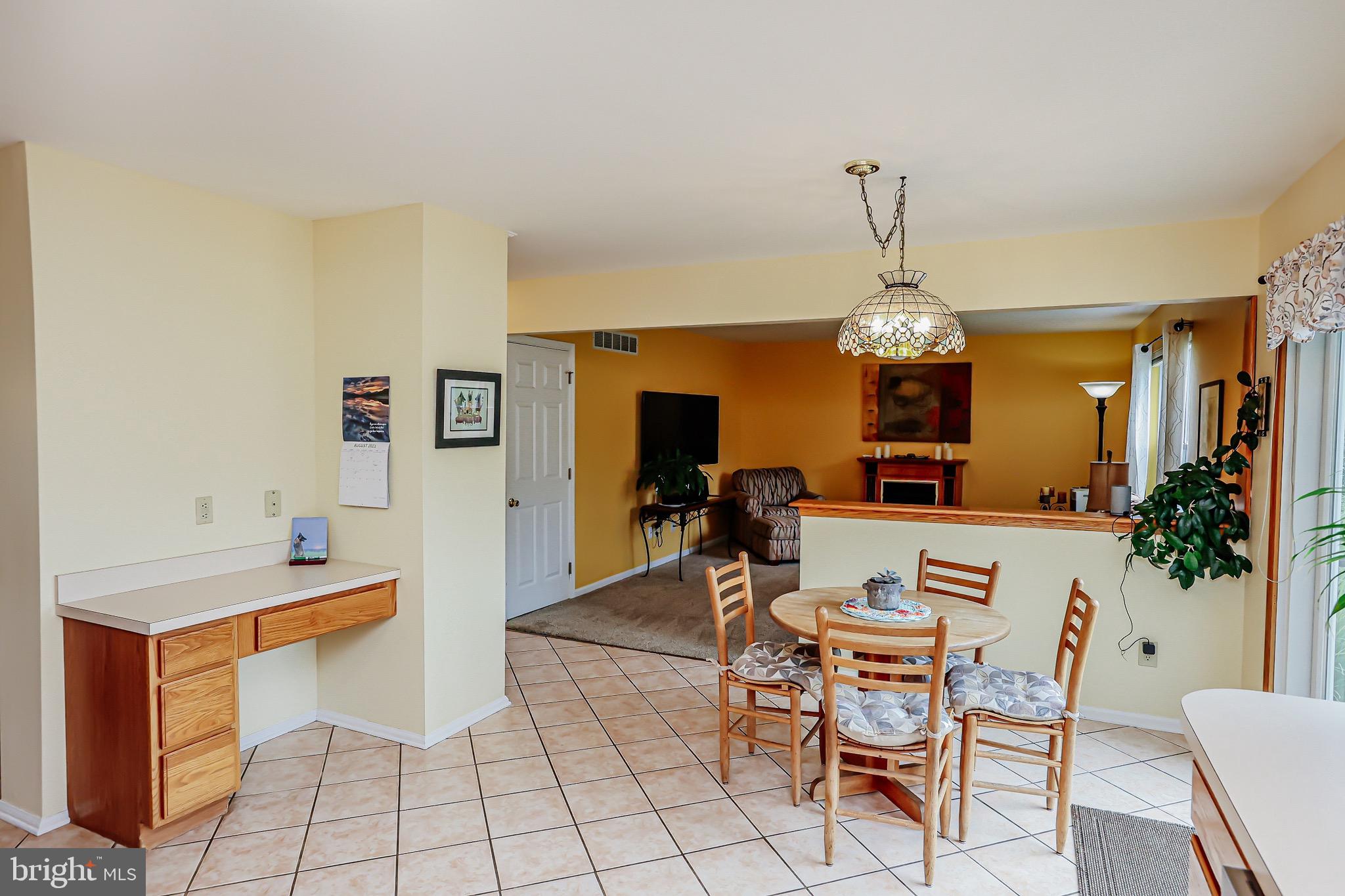 52 Fern Road Southampton, PA 18966 - Photo 7 of 57 Gallery Image 7