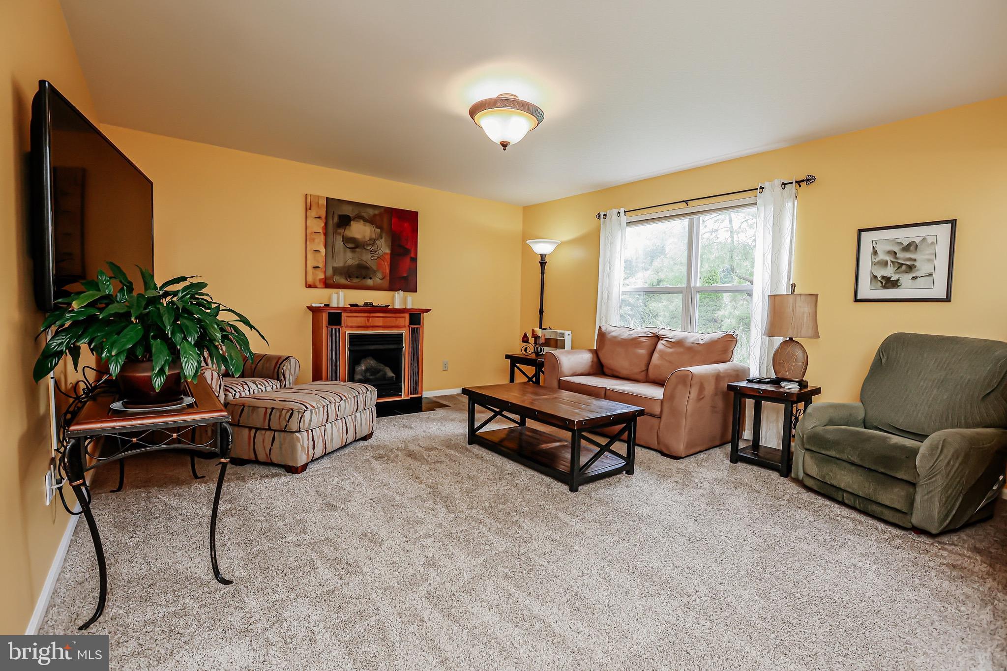 52 Fern Road Southampton, PA 18966 - Photo 8 of 57 Gallery Image 8