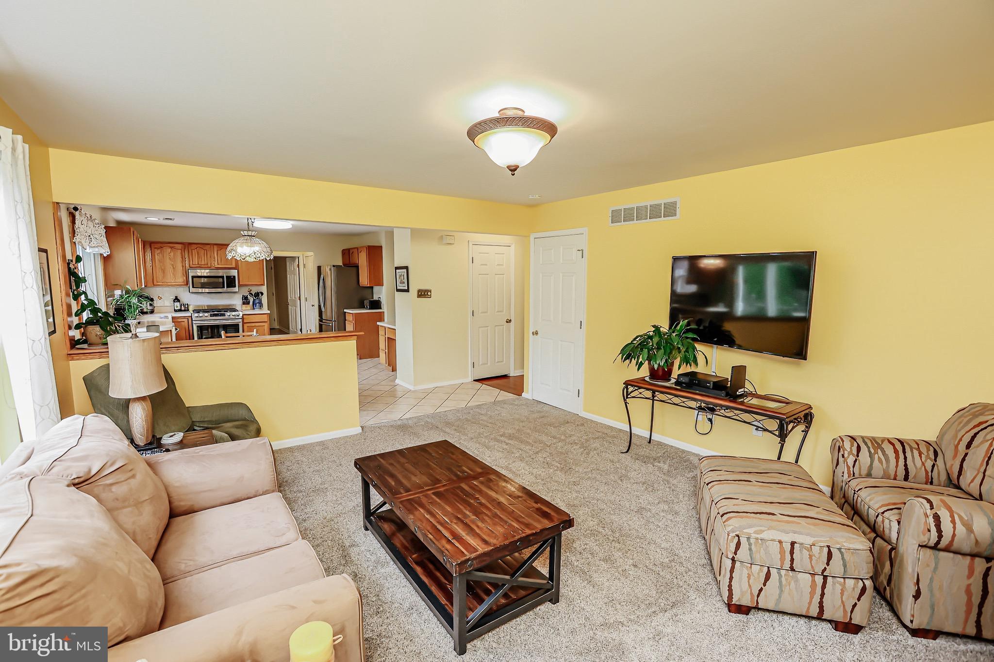 52 Fern Road Southampton, PA 18966 - Photo 9 of 57 Gallery Image 9